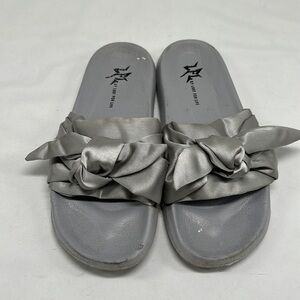 LFL Lust for Life Gray Satin Bow Slides Size 7